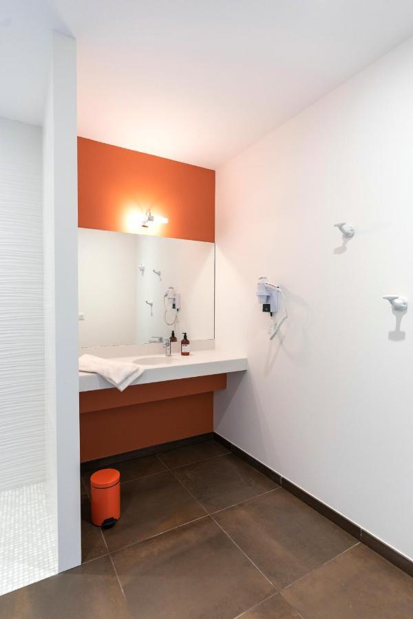 Hotel Le 25 Andernos-les-Bains Exteriör bild